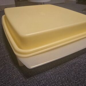 Yellow Plastic Food Storage Container with Lid - Multipurpose Kitchen Storage